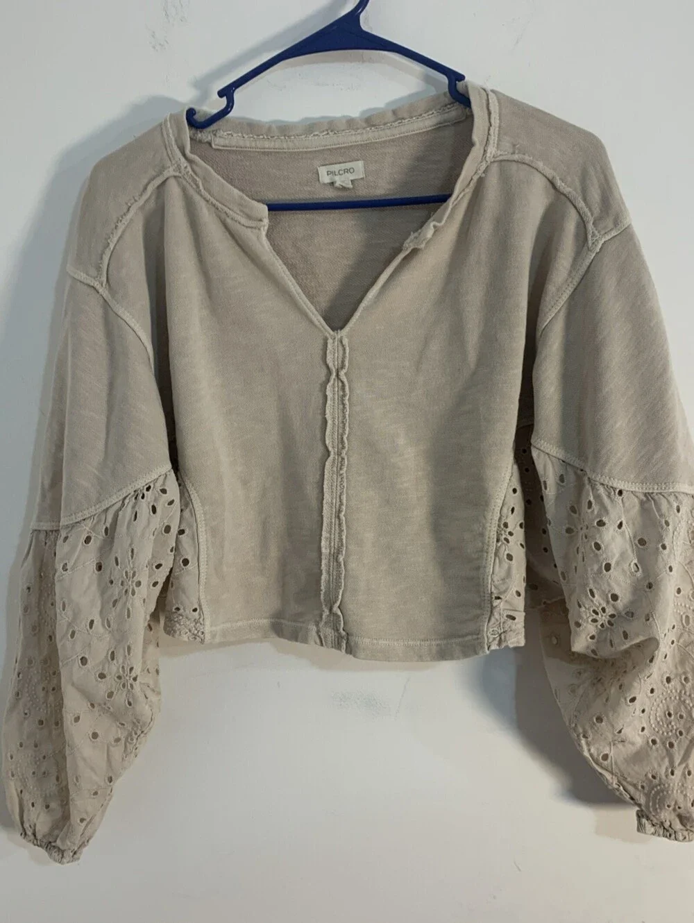Pilcro Anthropologie Crop Batwing  Eyelet Lace Sweatshirt Size XXS